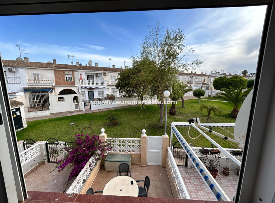 Objekte zum Wiederverkauf - Town House - Torrevieja - TORREVIEJA