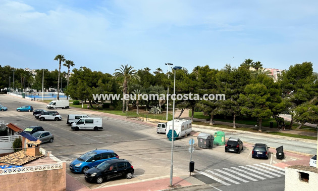 Objekte zum Wiederverkauf - Town House - Torrevieja - TORREVIEJA