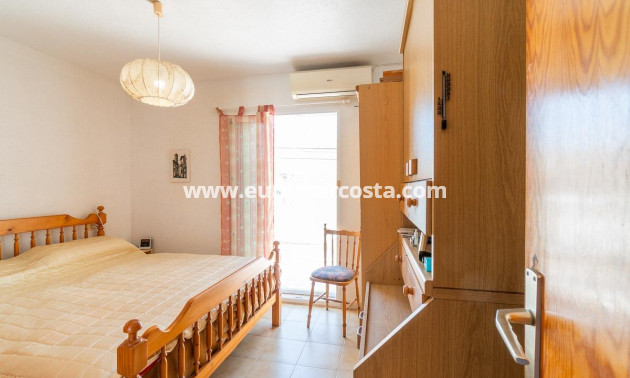 Sale - Townhouse - Torrevieja - TORREVIEJA