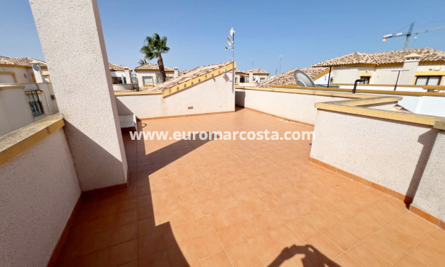 Sale - Villa - Los Montesinos