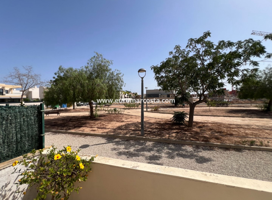 Sale - Villa - Los Montesinos