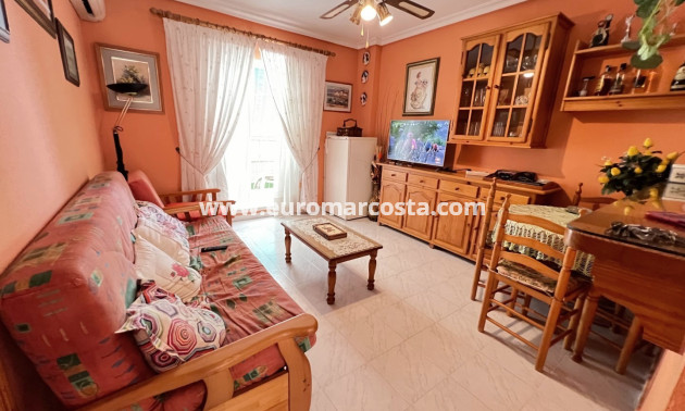 Sale - Apartment / flat - La Mata