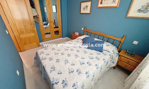 Sale - Apartment / flat - La Mata