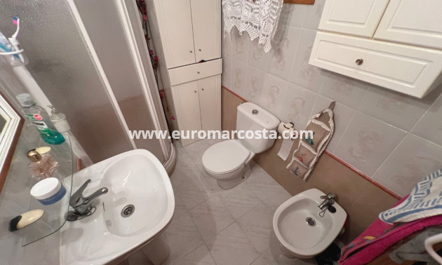 Sale - Apartment / flat - La Mata