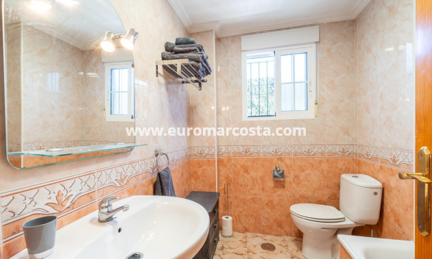 Sale - Ground Floor - Orihuela Costa