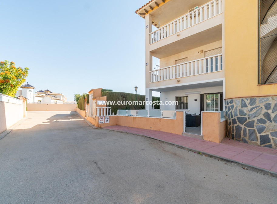 Objekte zum Wiederverkauf - Erdgeschoss Wohnung - Orihuela Costa