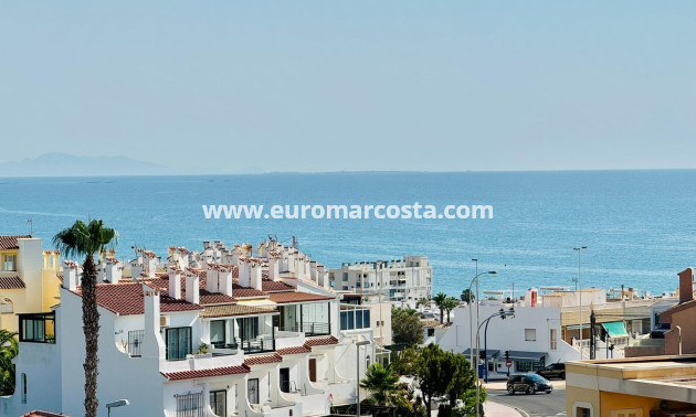 Sale - Apartment / flat - Torrevieja - La Mata