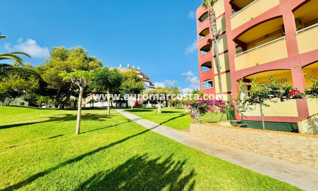 Sale - Apartment / flat - Torrevieja - La Mata