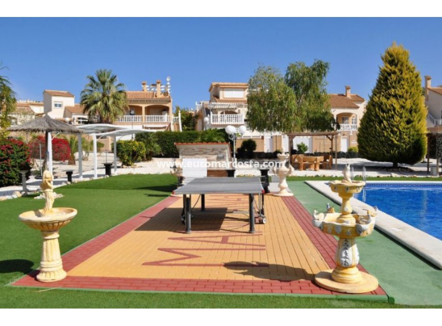 Sale - Apartment / flat - Orihuela Costa - Playa Flamenca