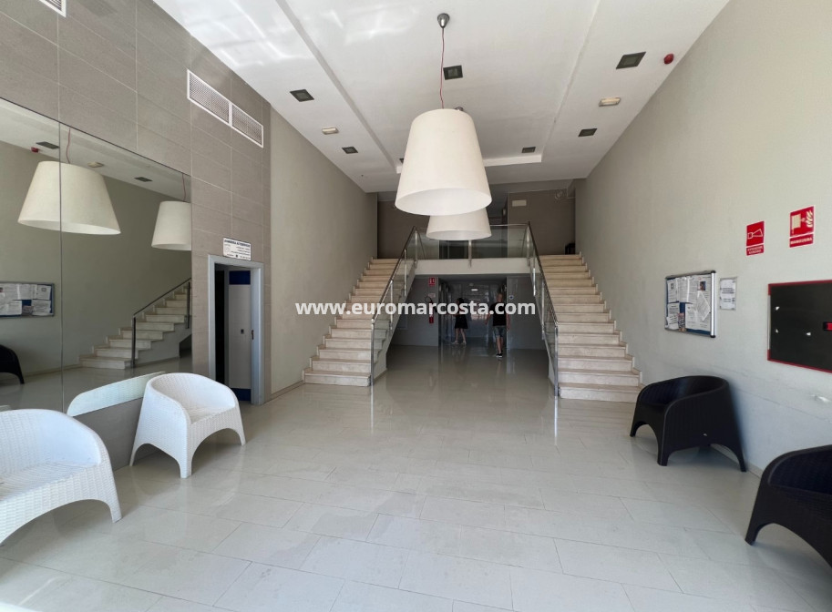 Sale - Apartment / flat - Guardamar del Segura