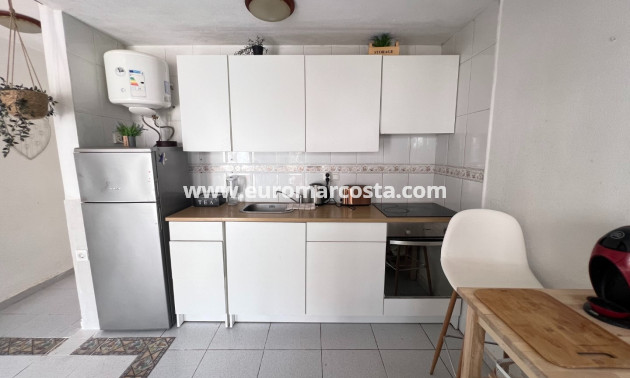 Sale - Bungalow Planta Baja - Orihuela Costa