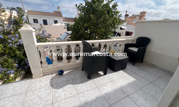 Sale - Bungalow Planta Baja - Orihuela Costa