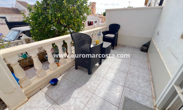 Sale - Bungalow Planta Baja - Orihuela Costa