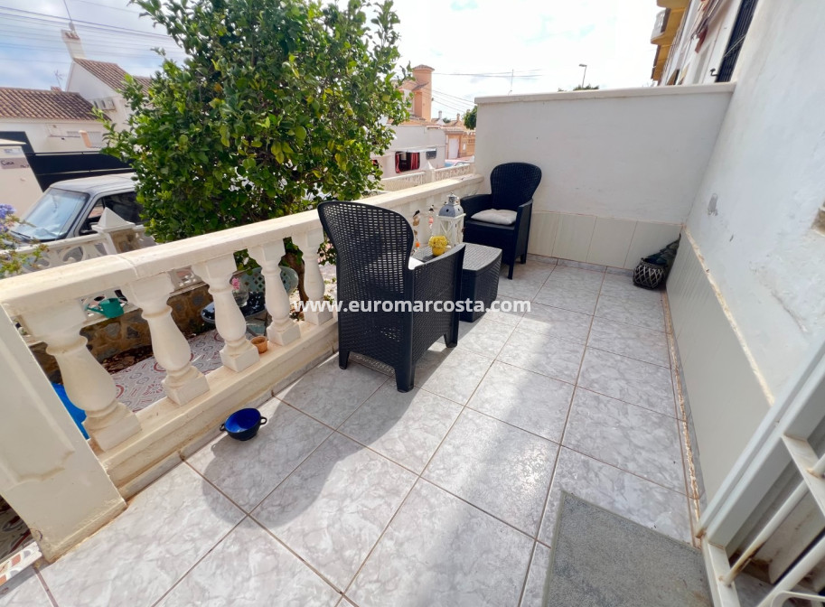 Sale - Bungalow Planta Baja - Orihuela Costa