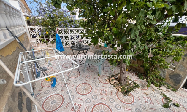 Sale - Bungalow Planta Baja - Orihuela Costa