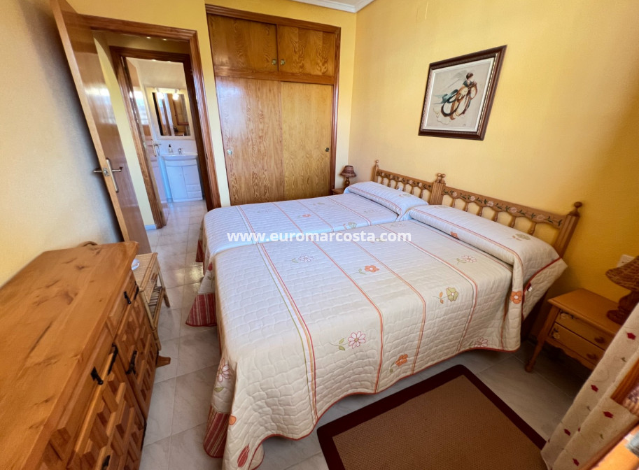 Sale - Apartment / flat - La Mata