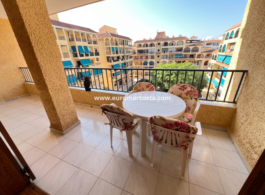 Sale - Apartment / flat - La Mata