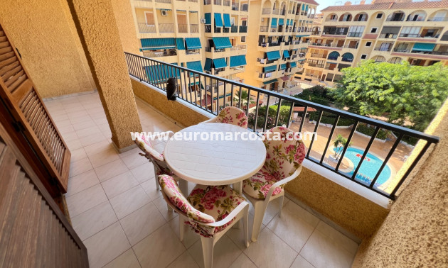 Sale - Apartment / flat - La Mata