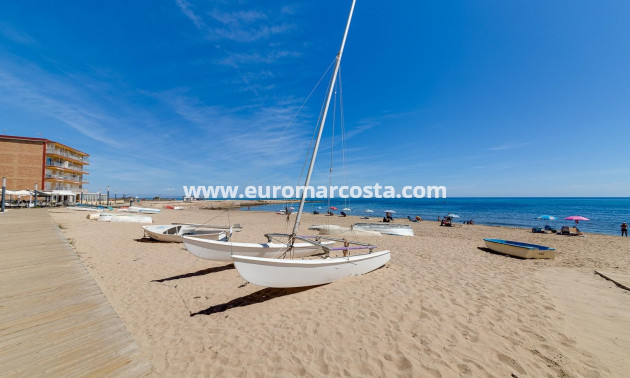 Sale - Apartment / flat - La Mata