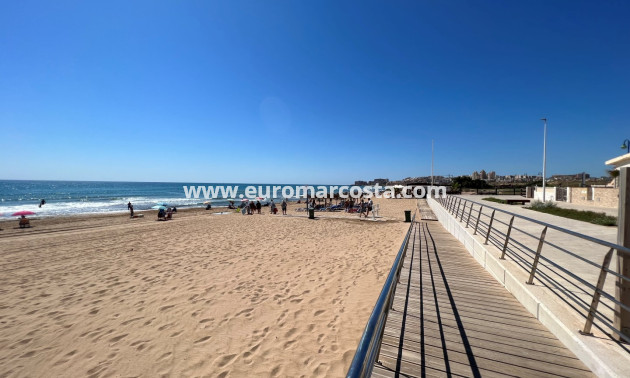 Sale - Apartment / flat - La Mata