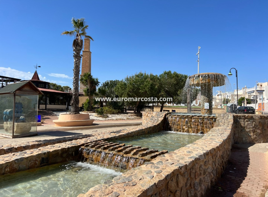 Sale - Apartment / flat - La Mata