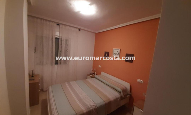 Sale - Bungalow - Orihuela Costa