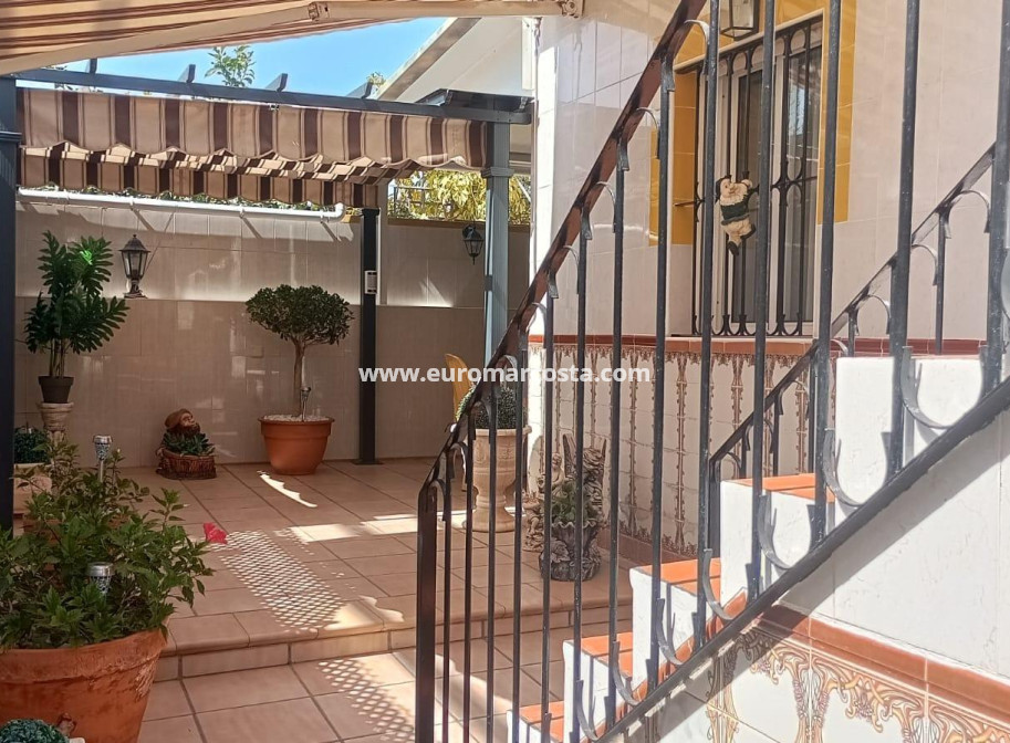 Sale - Bungalow - Torrevieja - TORREVIEJA