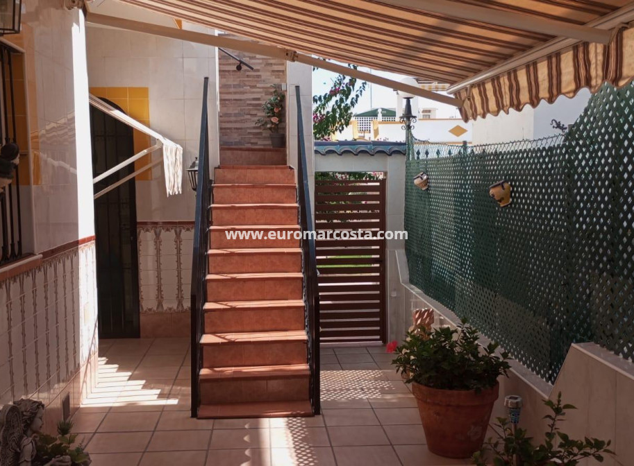 Sale - Bungalow - Torrevieja - TORREVIEJA