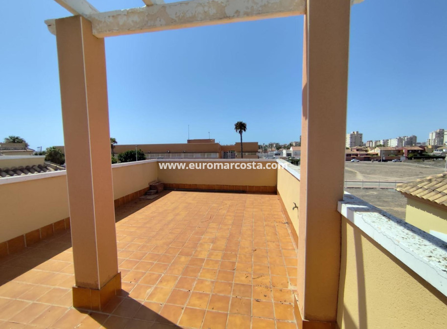 Venta - Villa - Torrevieja - La Mata