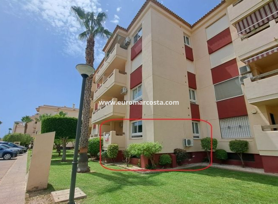 Sale - Apartment / flat - Orihuela Costa