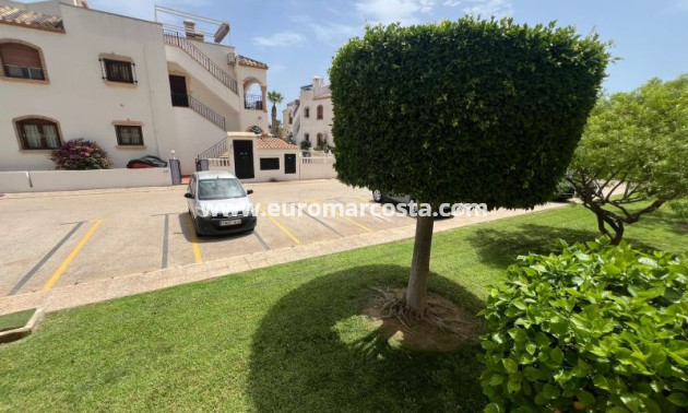 Sale - Apartment / flat - Orihuela Costa