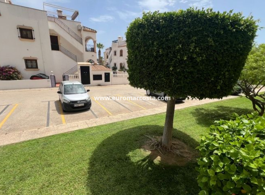 Sale - Apartment / flat - Orihuela Costa