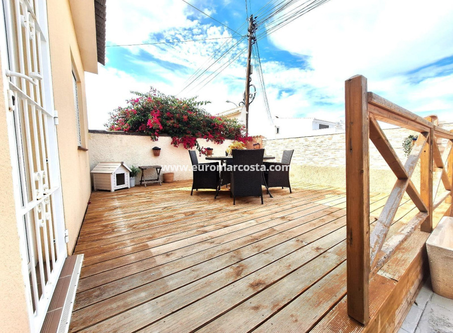 Objekte zum Wiederverkauf - Bungalow - Torrevieja - TORREVIEJA