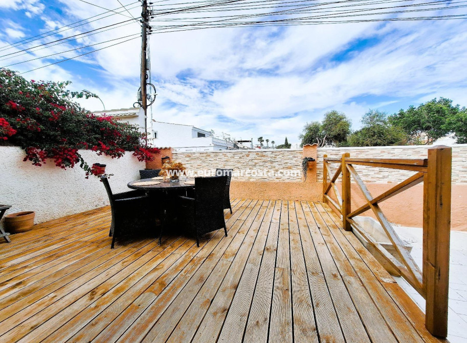 Objekte zum Wiederverkauf - Bungalow - Torrevieja - TORREVIEJA