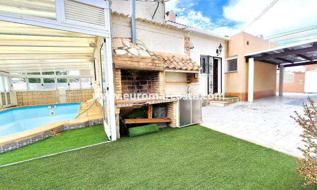 Objekte zum Wiederverkauf - Bungalow - Torrevieja - TORREVIEJA