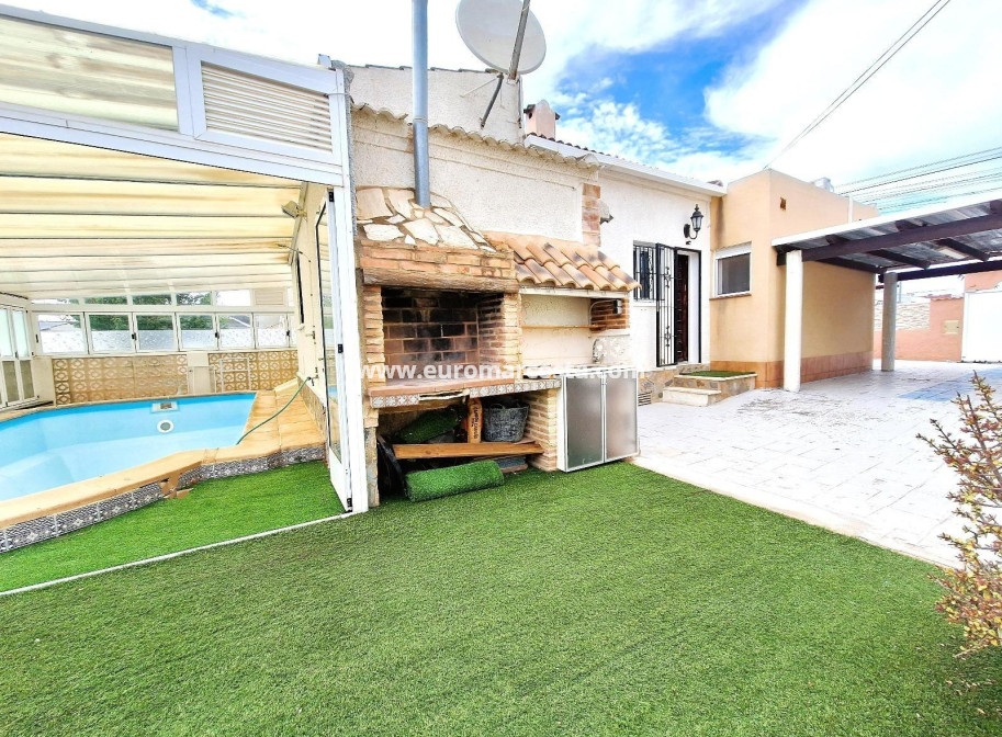 Objekte zum Wiederverkauf - Bungalow - Torrevieja - TORREVIEJA