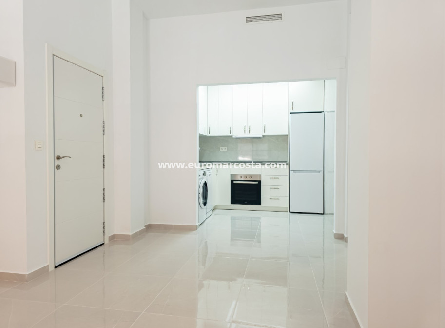 Sale - Apartment / flat - Torrevieja - TORREVIEJA