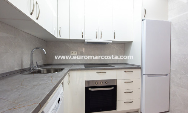 Sale - Apartment / flat - Torrevieja - TORREVIEJA