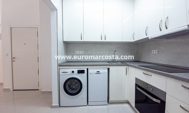 Sale - Apartment / flat - Torrevieja - TORREVIEJA