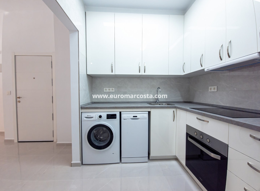 Sale - Apartment / flat - Torrevieja - TORREVIEJA