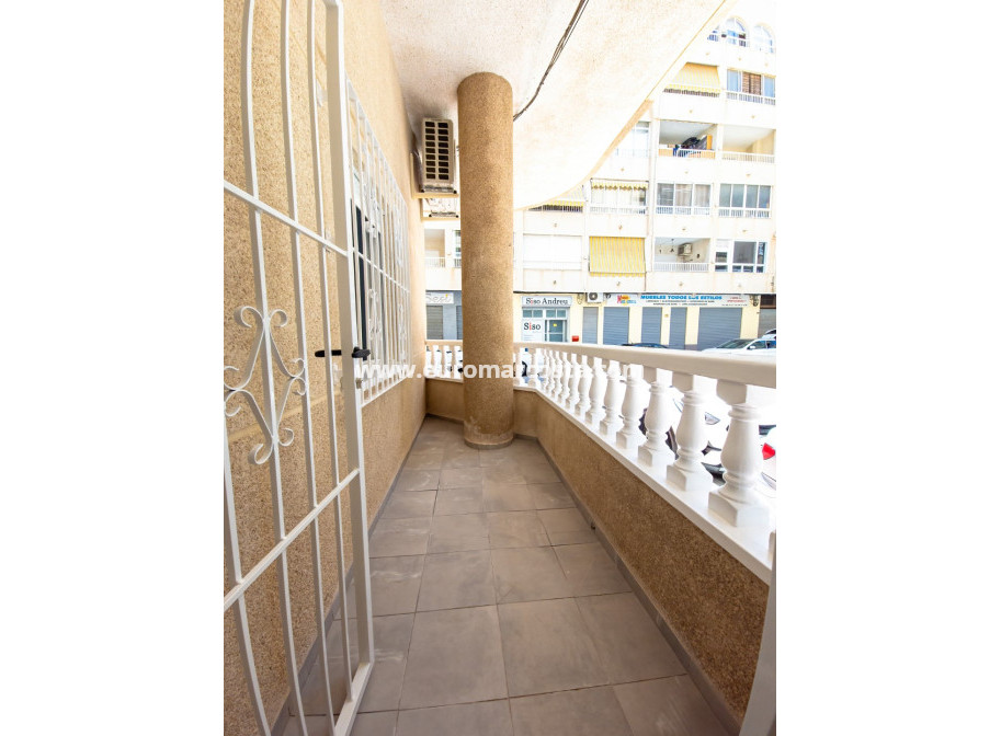 Sale - Apartment / flat - Torrevieja - TORREVIEJA