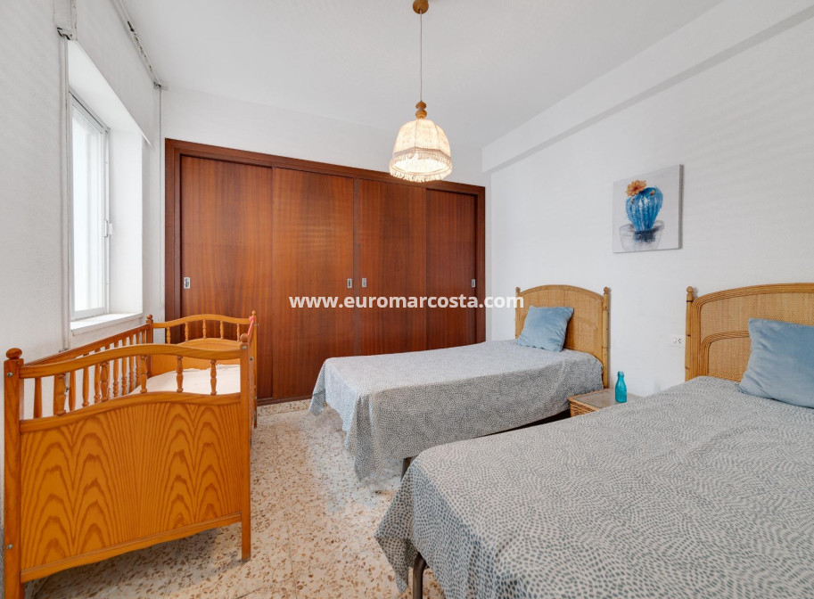 Venta - Apartamento / piso - Torrevieja - TORREVIEJA