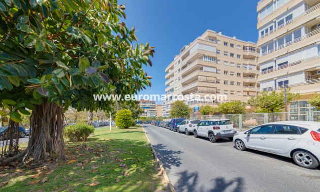 Venta - Apartamento / piso - Torrevieja - TORREVIEJA