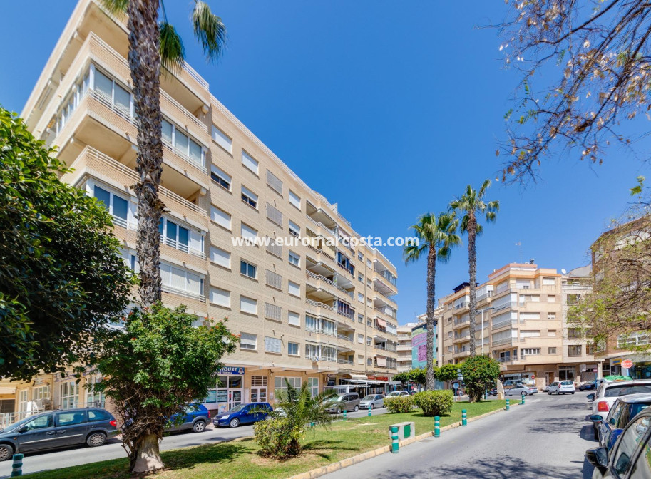 Venta - Apartamento / piso - Torrevieja - TORREVIEJA