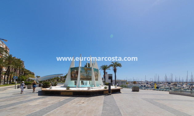 Venta - Apartamento / piso - Torrevieja - TORREVIEJA