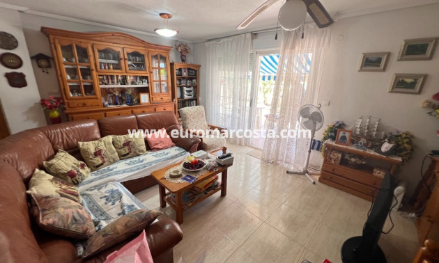 Sale - Townhouse - Guardamar del Segura