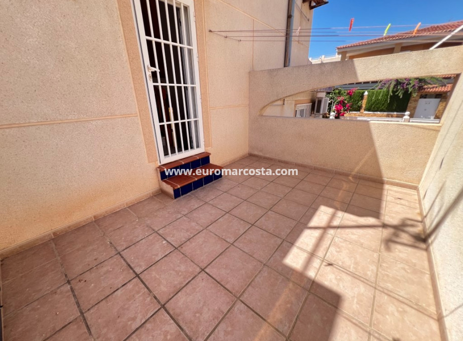 Sale - Townhouse - Guardamar del Segura