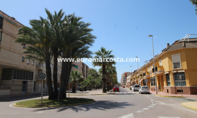 Sale - Townhouse - Guardamar del Segura