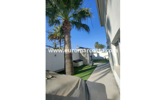 Sale - Villa - Orihuela Costa