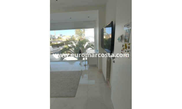 Sale - Villa - Orihuela Costa